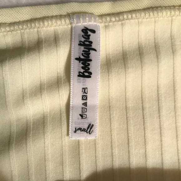 🍁5/10$!!! NWOT BootayBag Yellow Ribbed Panties - Picture 3 of 4